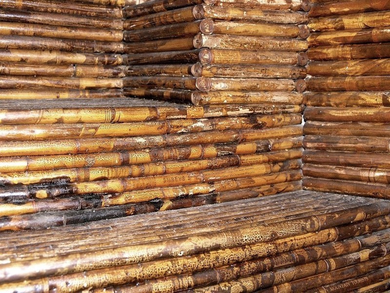 Cận cảnh một góc tường của ngôi nhà