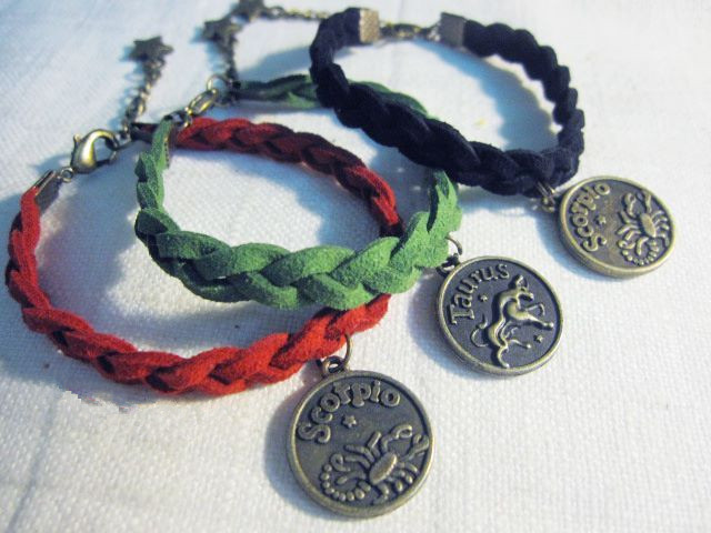 Bảo Bình thích những món đồ độc và lạ Bảo Bình thích những món đồ độc và lạ