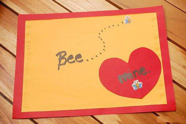 Tấm thiệp có thể đến tay người nhận  Tấm thiệp có thể đến tay người nhận