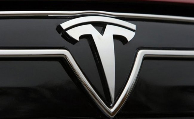 Elon Musk giải thích ý nghĩa thực sự về logo Tesla - QuanTriMang.com