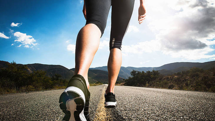 Hãy chú ý đến việc lựa chọn giày, dép thoải mái và phù hợp với bàn chân