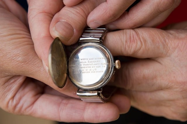 Đồng hồ của Amelia Earhart