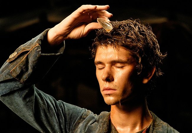 Sử dụng nước hoa