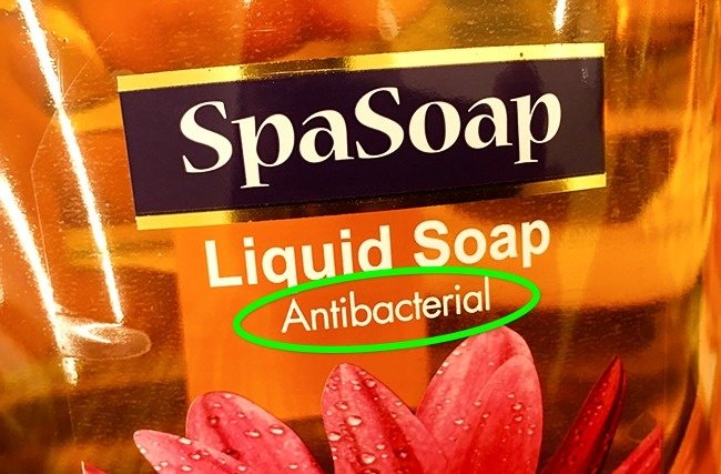 Sử dụng xà phòng kháng khuẩn thường xuyên