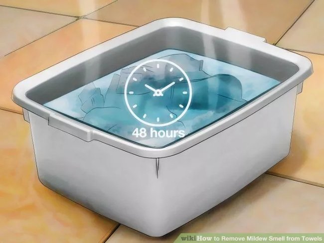 Cho khăn vào chậu