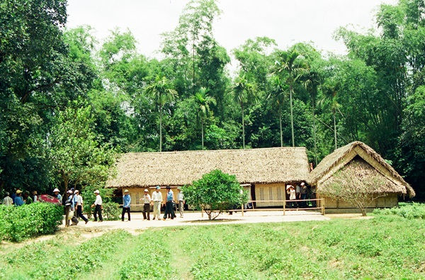 Hiện nay ngôi nhà này đã được cho vào khu di tích lịch sử Kim Liên