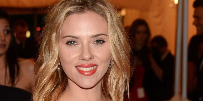 Thể hiện tính cách hài hước