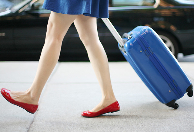 Năm 1970, ý tưởng về chiếc vali có bánh kéo mới được cấp giấy chứng nhận tại Mỹ