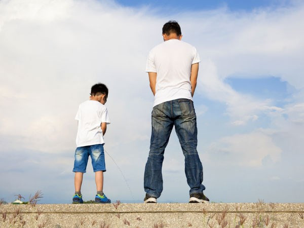 Khi nước tiểu xuất hiện màu vàng nhạt