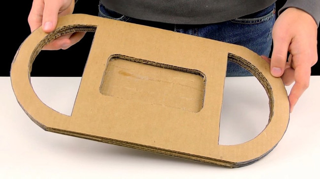 Dùng keo dán cố định lại 