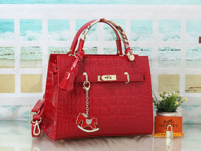 Một chiếc túi Hermès đáng giá cả gia tài của không ít người