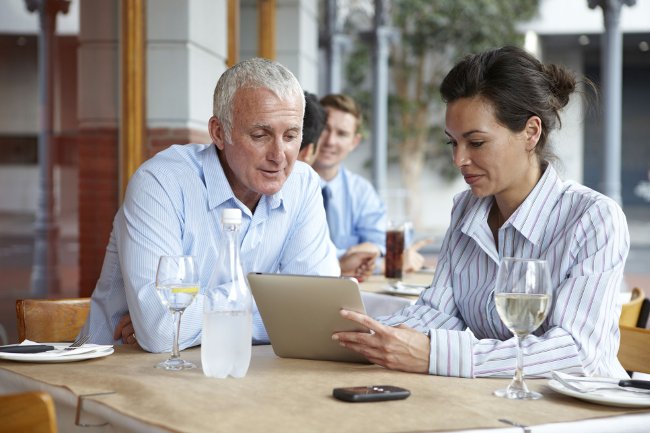 Ưu tiên, ưu tiên và ưu tiên Ưu tiên, ưu tiên và ưu tiên