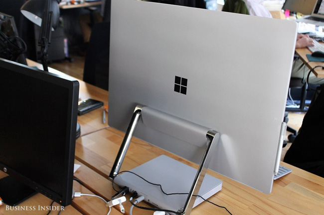 Mặt sau của Surface Studio