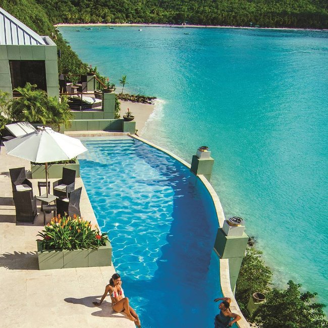 Có tất cả 32 khách sạn trên cả ba đảo chính đã đồng ý tham gia vào hoạt động này Có tất cả 32 khách sạn trên cả ba đảo chính đã đồng ý tham gia vào hoạt động này