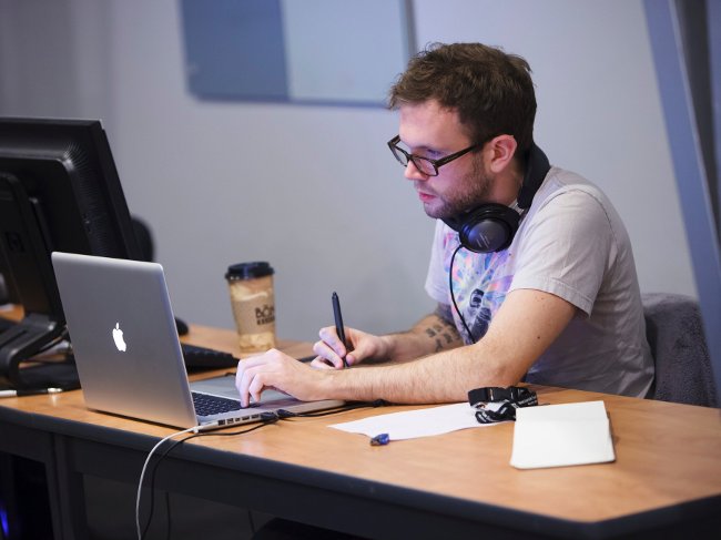 Top 7 website hỗ trợ giáo dục trực tuyến hoàn toàn miễn phí