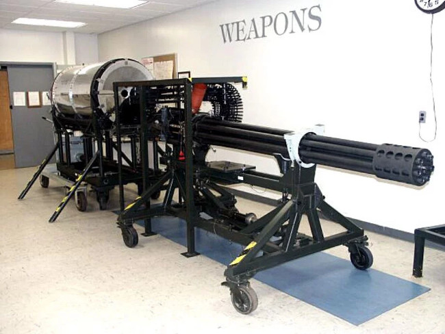 Khẩu súng GAU-8 Avenger