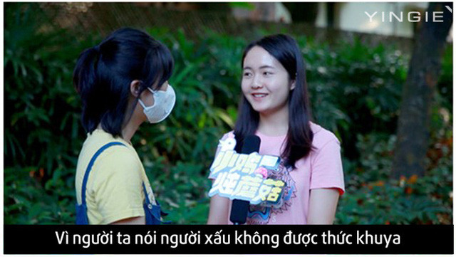 Em đã xấu chẳng lẽ sếp muốn em xấu hơn sao  Em đã xấu chẳng lẽ sếp muốn em xấu hơn sao