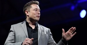 16 bí mật ít biết về vị tỷ phú "Iron Man" Elon Musk của làng công nghệ