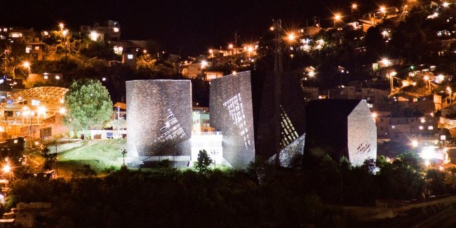 Parque Biblioteca España ở Medellín, Colombia