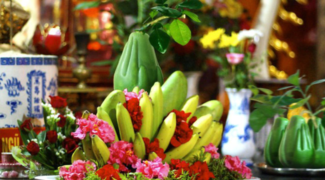 Một đĩa ngũ quả tươi  Một đĩa ngũ quả tươi