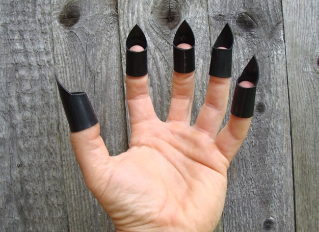 Neko-te, vũ khí trên đầu ngón tay