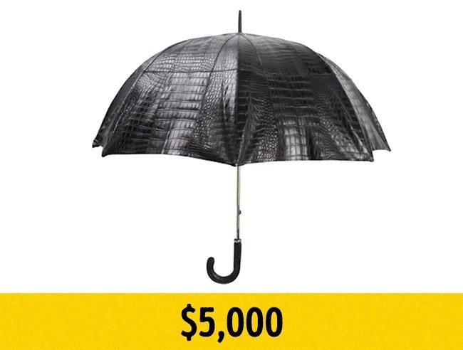 Ô Billionaire Couture bằng da cá xấu