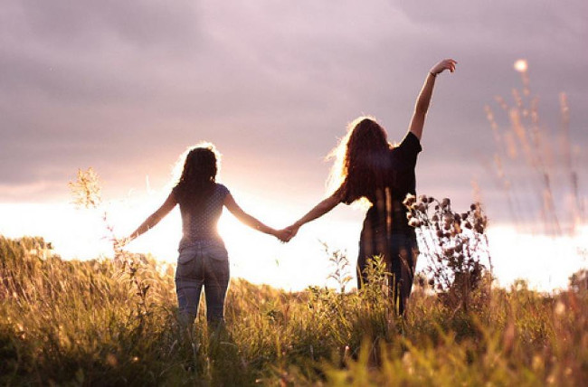 Kết giao với người luôn giúp đỡ người khác