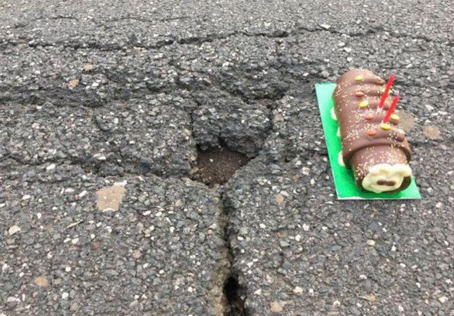 Sinh nhật cho chiếc hố Sinh nhật cho chiếc hố