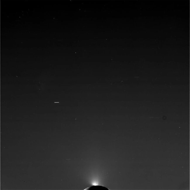 Hình ảnh nguyên mẫu chưa qua xử lý của vệ tinh Enceladus