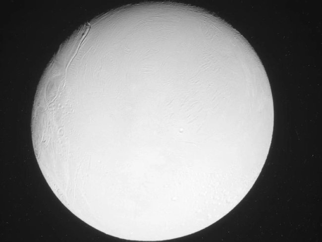 Vệ tinh Enceladus - ngày 6 tháng 11 năm 2011