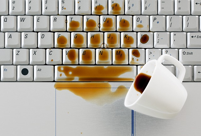 Nước có chất muối thì không thể dùng gạo hút ẩm 