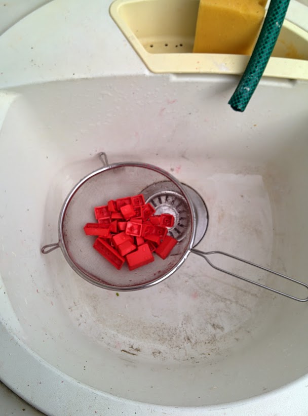 Rửa lại phím với nước lã Rửa lại phím với nước lã