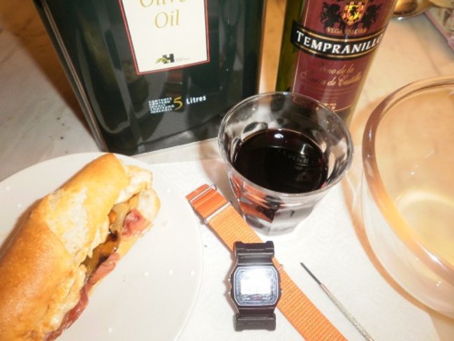 Biến chiếc đồng hồ Casio F-91W thành đồng hồ chống nước