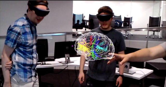 Đem công nghệ VR vào Windows 10 S