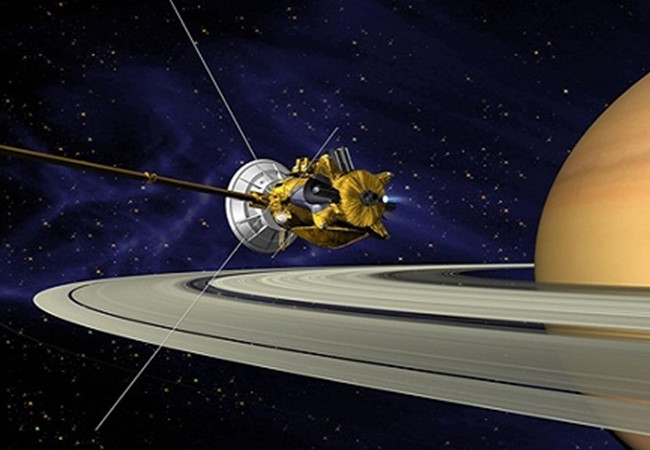 Tàu vũ trụ Cassini thăm dò sao Thổ 