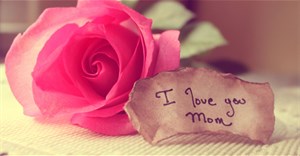 Facebook kỷ niệm Ngày của Mẹ bằng nút Like hình Bông hoa
