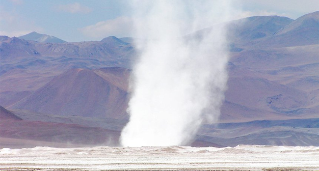 Cơn lốc kỳ lạ mang tên Mộ Quỷ 