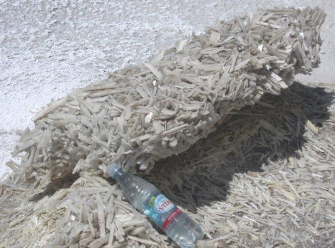 Một khối tinh thể băng trên dãy Andes