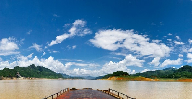 Một Vịnh Hạ Long trên cạn 