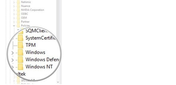 Truy cập thư mục trên Registry Editor Truy cập thư mục trên Registry Editor