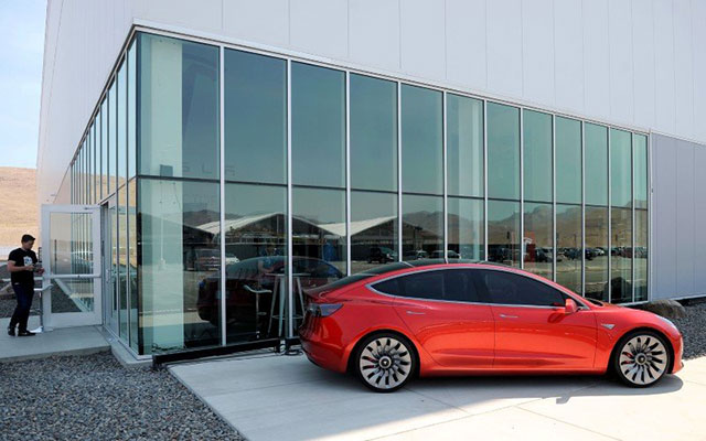 Tesla luôn đi đầu trong lĩnh vực xe điện