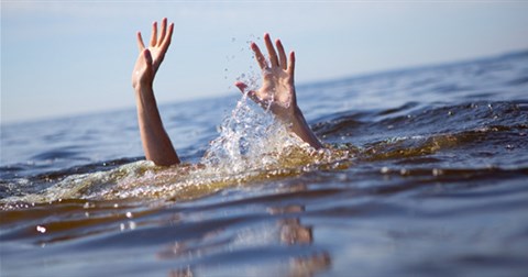 Điều gì xảy ra bên trong cơ thể con người khi sắp chết đuối?