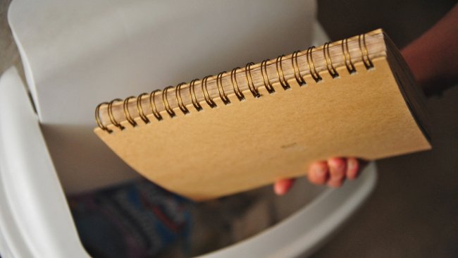 Loại bỏ những gì khiến bạn nhớ đến người yêu cũ