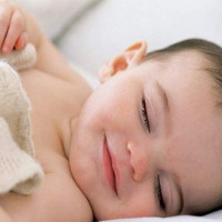 Những lưu ý khi sử dụng quạt điều hòa cho trẻ nhỏ