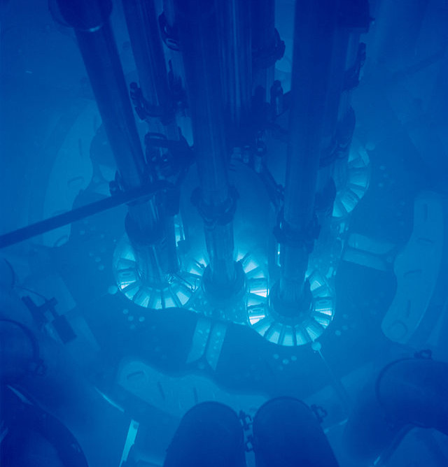 Bức xạ Cherenkov trong lò phản ứng hạt nhân