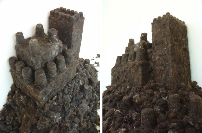 Tòa lâu đài thứ hai có tên là Sandcastle - Lâu đài Cát