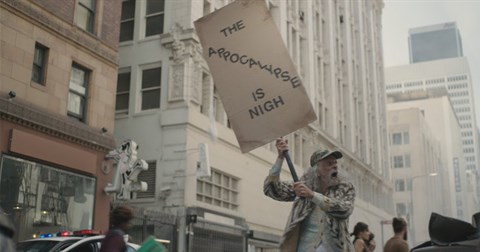 Trái Đất rơi vào cảnh tận thế dưới góc nhìn hài hước của Apple