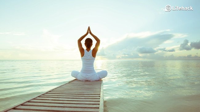 Why should you practice yoga today? 7 reasons you should practice yoga today.