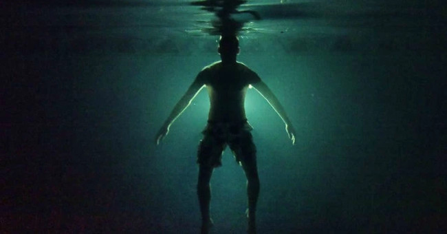 Kỷ lục ở trong nước lâu nhất 