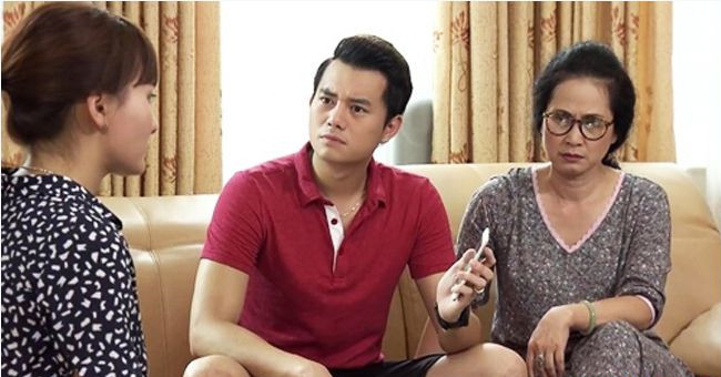 Một người chồng nhu nhược nghe lời mẹ 